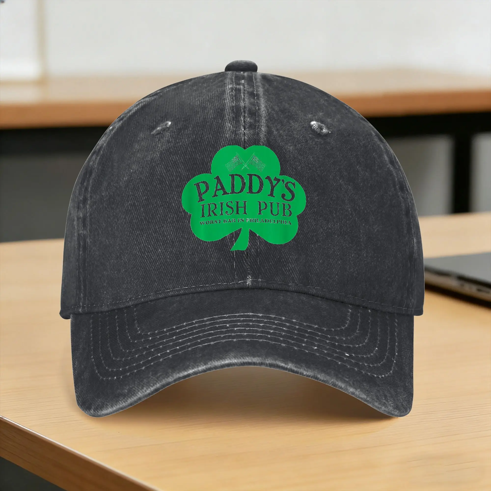 Outdoor Hunting Logo - หมวกเบสบอล Paddy’s Worst Bar Classic Sitcom