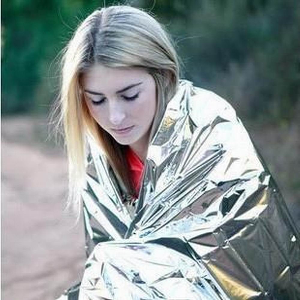 ผ้าห่มฉุกเฉินกลางแจ้งรอดปฐมพยา - Field Dressing Kit บทวิจารณ์และราคา